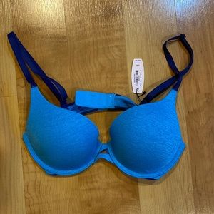 Victoria’s Secret padded perfect coverage bra. Size 32B